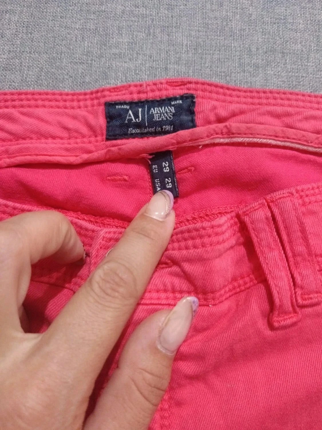 C57 fuchsia broek Armani Jeans W29 – photo 5